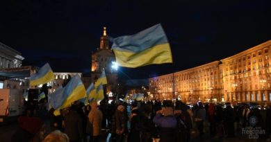 «Dovol'no izmen»: v Kieve snova sobiraetsja majdan