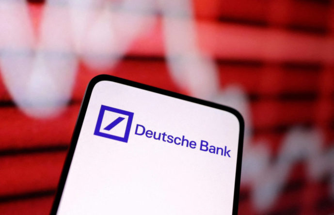 Deutsche Bank: в Twitter предрекают очередной крах