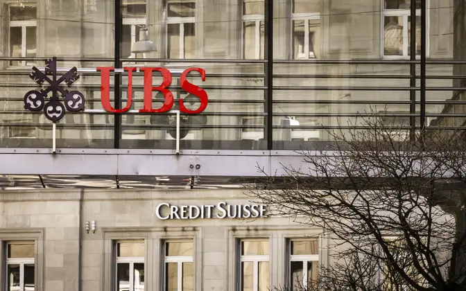 Произошло слияние двух крупнейших банков Швейцарии