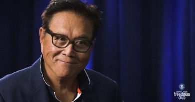 Robert Kiyosaki Urges Buying Bitcoin